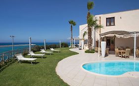 Marina Holiday & Spa
